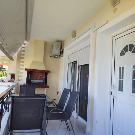 The Twelve In Iraklitsa Apartment Nea Iraklitsa Ngoại thất bức ảnh