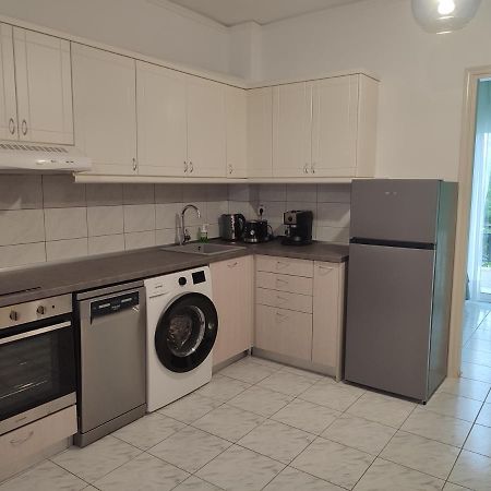 The Twelve In Iraklitsa Apartment Nea Iraklitsa Ngoại thất bức ảnh