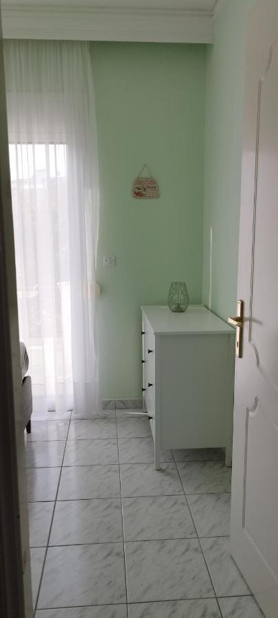 The Twelve In Iraklitsa Apartment Nea Iraklitsa Ngoại thất bức ảnh